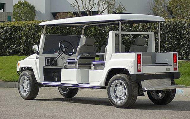 6 Passenger White Hummer Limo Golf Cart affordable golf cart rental, golf cart rent on top of the world