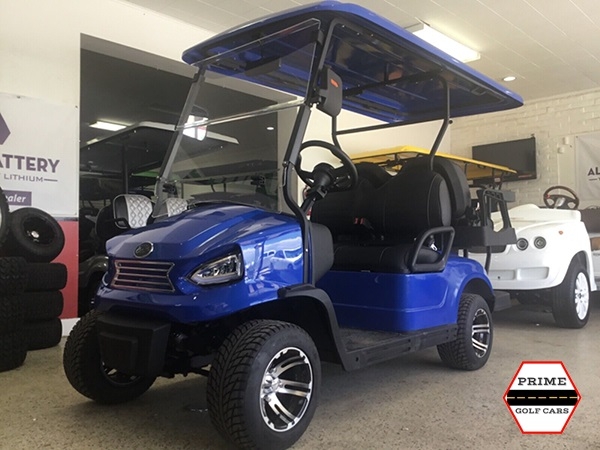 Blue Elite EV 4 Passenger Golf Cart affordable golf cart rental, golf cart rent on top of the world